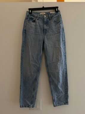 Guess Vintage Light Blue Straight-Leg Jeans